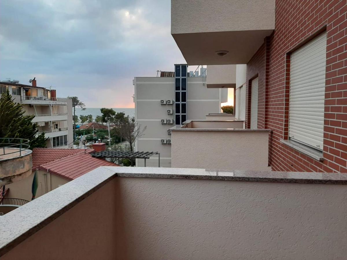 Milka Apartment Golem (Tirana) Exterior foto